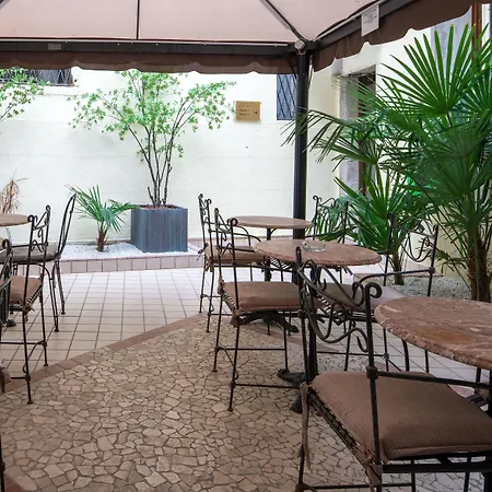 Herion Pensión Venecia