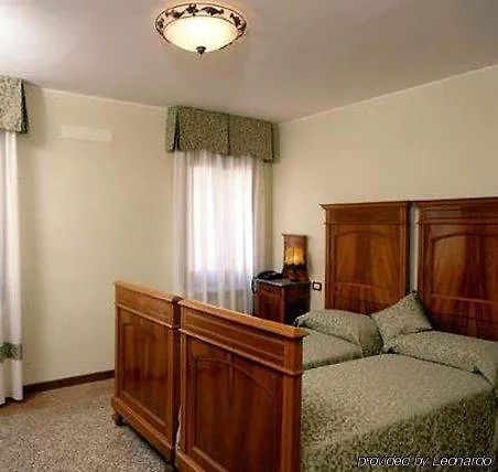 Herion Penzion Benátky